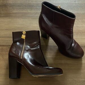 MICHAEL Michael Kors Dark Brown Ankle Boots